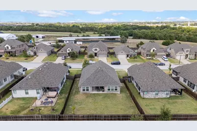 211 Nickolas Drive, Princeton, TX 75407 - Photo 30