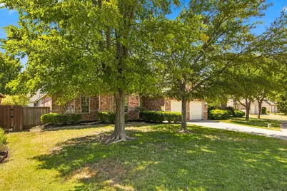 8609 Brook Hollow Drive, McKinney, TX 75072 - Photo 2