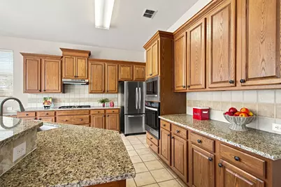 8609 Brook Hollow Drive, McKinney, TX 75072 - Photo 16
