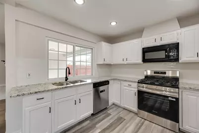 1422 Westwood Drive, Lewisville, TX 75067 - Photo 6