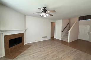 1740 Hidden Brook Dr, Grand Prairie, TX 75050 - Photo 8