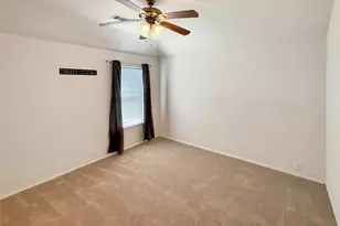 1740 Hidden Brook Dr, Grand Prairie, TX 75050 - Photo 12