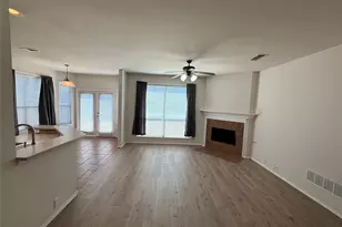 1740 Hidden Brook Dr, Grand Prairie, TX 75050 - Photo 6