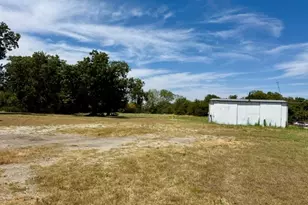 1104 Oneal St, Commerce, TX 75428 - Photo 1