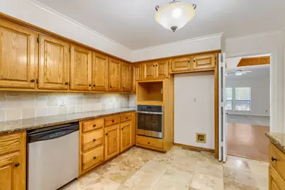 806 Royal Birkdale Drive, Garland, TX 75044 - Photo 8