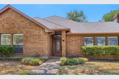 806 Royal Birkdale Drive, Garland, TX 75044 - Photo 2