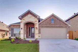 231 Frontier Dr, Waxahachie, TX 75167 - Photo 1