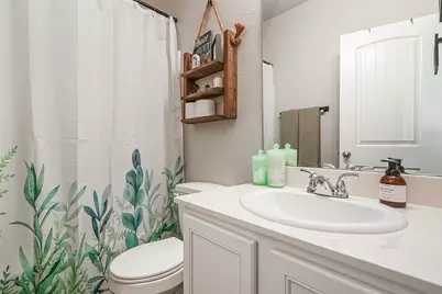 1048 Waverly Drive, Van Alstyne, TX 75495 - Photo 16