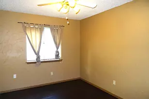 2517 Hollydale Dr, Garland, TX 75044 - Photo 10