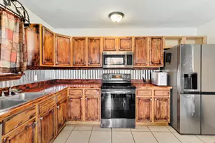 625 Linda Ct, Joshua, TX 76058 - Photo 4