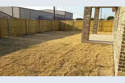 2208 Oliver Street, Greenville, TX 75401 - Photo 18