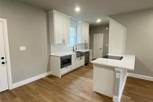 423 W Monterey St, Denison, TX 75020 - Photo 4