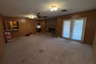 806 Sharpshire St, Grand Prairie, TX 75050 - Photo 20