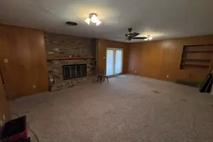 806 Sharpshire St, Grand Prairie, TX 75050 - Photo 24
