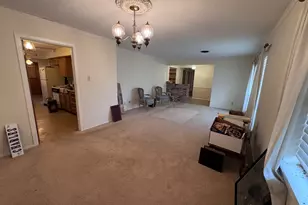 806 Sharpshire St, Grand Prairie, TX 75050 - Photo 10