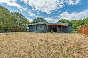 2553 Dorrington Dr, Dallas, TX 75228 - Photo 16