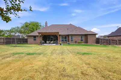 603 E Burks Street, Pilot Point, TX 76258 - Photo 30