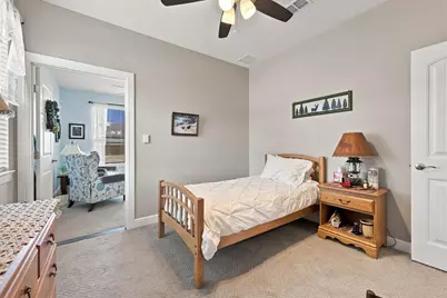 603 E Burks Street, Pilot Point, TX 76258 - Photo 20