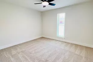 327 E Center St, Duncanville, TX 75116 - Photo 16