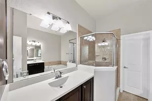 8607 Calvin Rd, Irving, TX 75063 - Photo 38