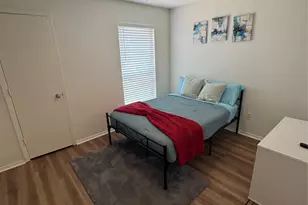 237 Volunteer Dr, Arlington, TX 76014 - Photo 10
