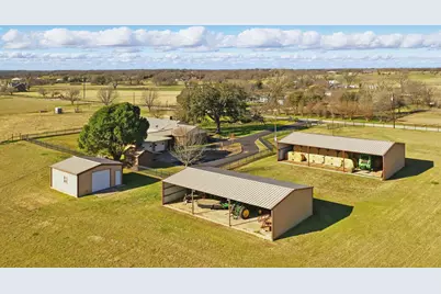 401 Hubbard Lane, Lipan, TX 76462 - Photo 4