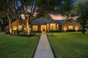 108 Chautauqua Dr, Waxahachie, TX 75165 - Photo 2