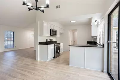 3400 Spring Meadow Lane, Flower Mound, TX 75028 - Photo 2