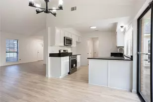 3400 Spring Meadow Ln, Flower Mound, TX 75028 - Photo 2