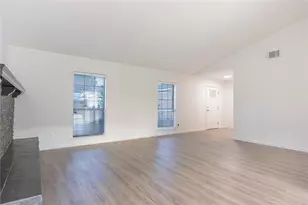 3400 Spring Meadow Ln, Flower Mound, TX 75028 - Photo 4