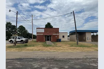201 E Crockett Street, Gordon, TX 76066 - Photo 2
