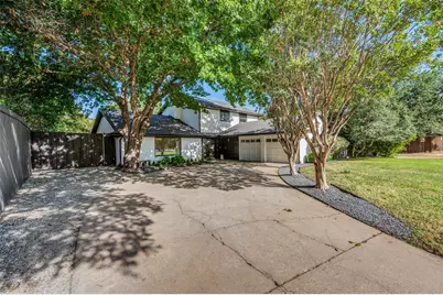 10131 Pensive Drive, Dallas, TX 75229 - Photo 2