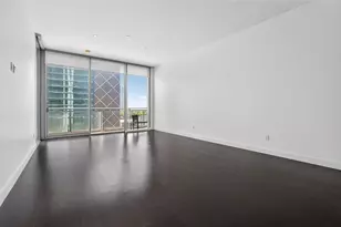 2900 McKinnon St, Dallas, TX 75201 - Photo 4