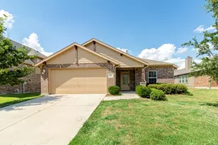 516 Hunt Farms Rd, Fate, TX 75189 - Photo 2