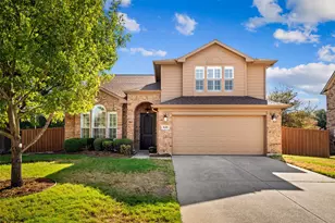 8120 Tavaros Dr, Plano, TX 75024 - Photo 2