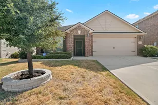 175 Aster Dr, Sanger, TX 76266 - Photo 2