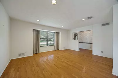 813 Brookhurst Drive, Richardson, TX 75080 - Photo 4