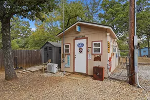 3717 Woodview Dr, Joshua, TX 76058 - Photo 38