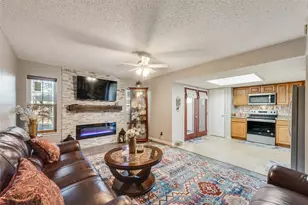 527 Towne House Ln, Richardson, TX 75081 - Photo 6