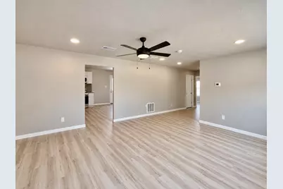 6614 Bridges Avenue, Richland Hills, TX 76118 - Photo 4