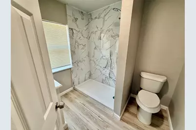 6614 Bridges Avenue, Richland Hills, TX 76118 - Photo 14
