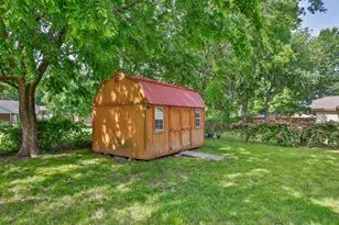 230 E Main St, Lindsay, TX 76250 - Photo 32