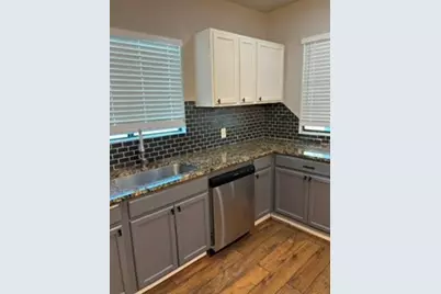 115 W Spruce Street, Whitewright, TX 75491 - Photo 2