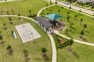 460 Country Meadows Blvd, Waxahachie, TX 75165 - Photo 32