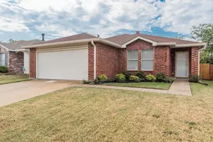 4321 Meadowknoll Dr, Fort Worth, TX 76123 - Photo 1