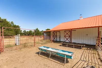 225 County Road 286, Collinsville, TX 76233 - Photo 34