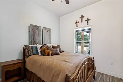 225 County Road 286, Collinsville, TX 76233 - Photo 14