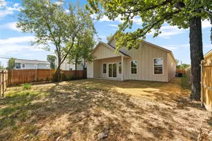 1633 E Tucker St, Fort Worth, TX 76104 - Photo 34