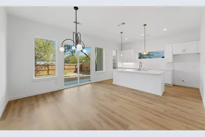1633 E Tucker Street, Fort Worth, TX 76104 - Photo 12