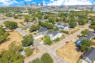 1633 E Tucker St, Fort Worth, TX 76104 - Photo 36